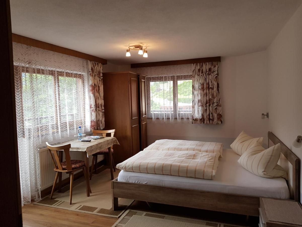 Haus Tannegg Bed & Breakfast Pettneu am Arlberg Luaran gambar